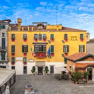 Unahotels Ala Venezia-adults 16 3*, Венеция Италия